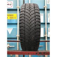 Шина бу 205/70 R15 Uniroyal Snow Max 2 с износом 15%