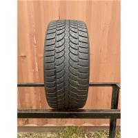 Шина бу 215/45 R18 Bridgestone Blizzak LM 22 с износом 30%
